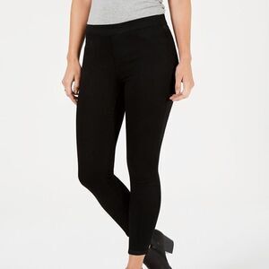 SOLD Style & Co Mid Rise Jeggings - Black Smudge